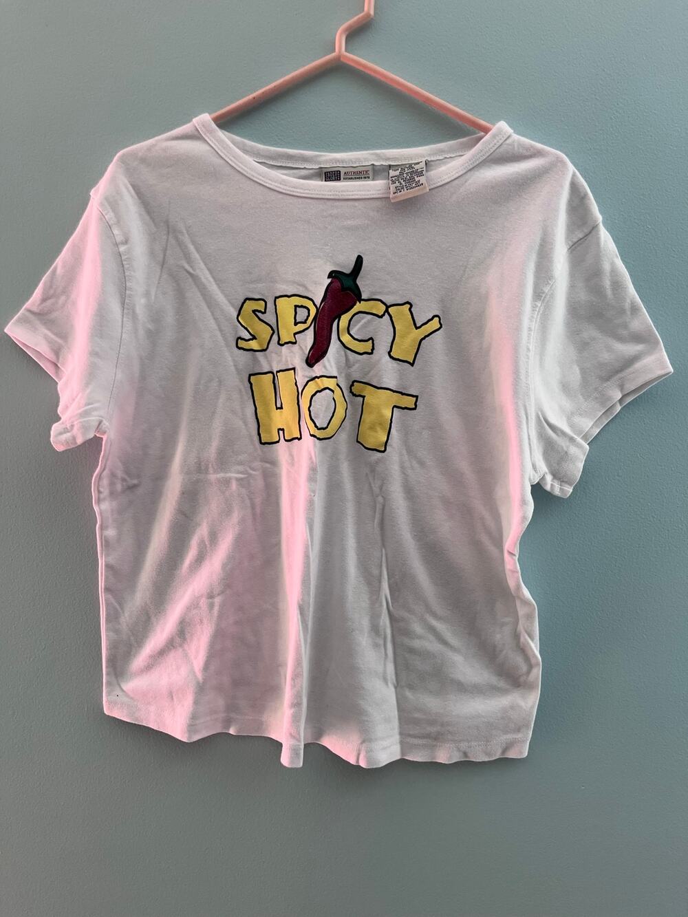 Women’s Spicy Hot Pepper Graphic Shirt Size XL